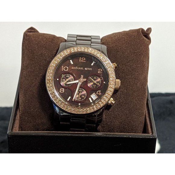 MICHAEL KORS RUNWAY CHRONOGRAPH DATE CERAMIC WOMEN'S WATCH in Espresso MK5517 - Picture 2 of 12